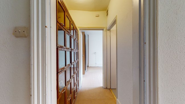 Second Floor Flat (Flat 4), 2 Upper Addison Gardens, Holland Park, London W14 8AL 2