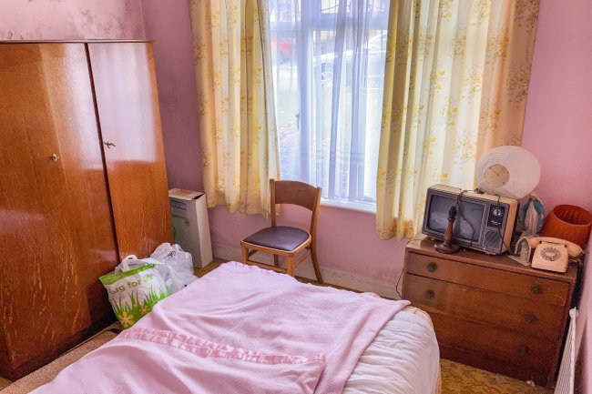 110 Deaconsfield Road, Hemel Hempstead, Hertfordshire HP3 9JA 2