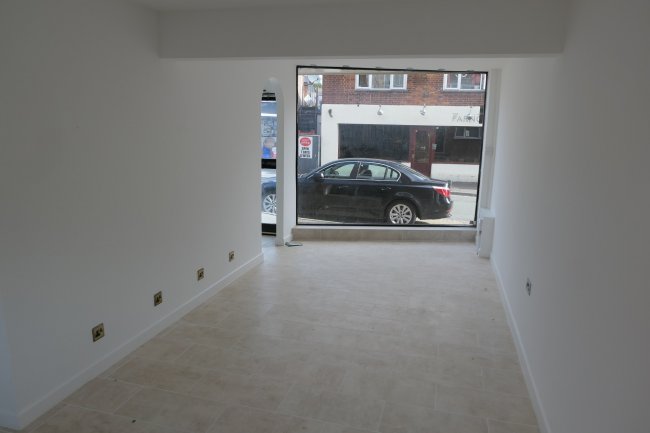 35B & 35C Farncombe Street, Farncombe, Godalming, Surrey GU7 3LH 6