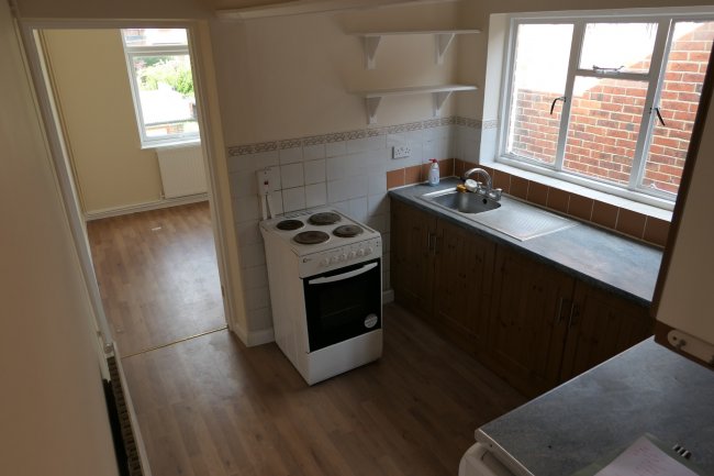 35B & 35C Farncombe Street, Farncombe, Godalming, Surrey GU7 3LH 6