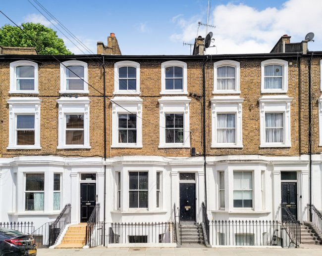 22 Overstone Road, Hammersmith, London W6 0AA 4