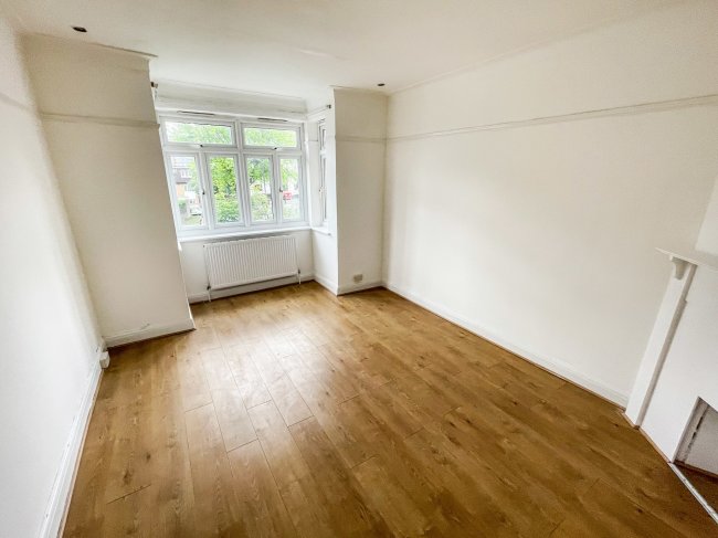 27a Ridsdale Road, Anerley, London SE20 8AE 9