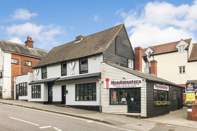 9 11 15 & 17 High Street, Benfleet, Essex SS7 1NA
 1