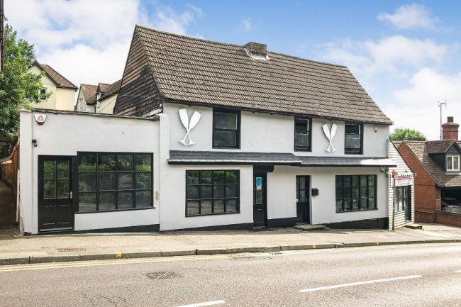 9 11 15 & 17 High Street, Benfleet, Essex SS7 1NA
 1