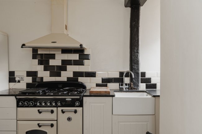 54a Dorking High Street, Dorking, Surrey RH4 1AY
 8