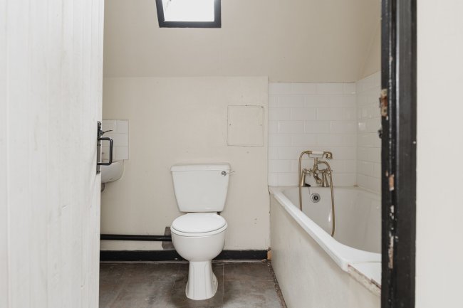 54a Dorking High Street, Dorking, Surrey RH4 1AY
 8