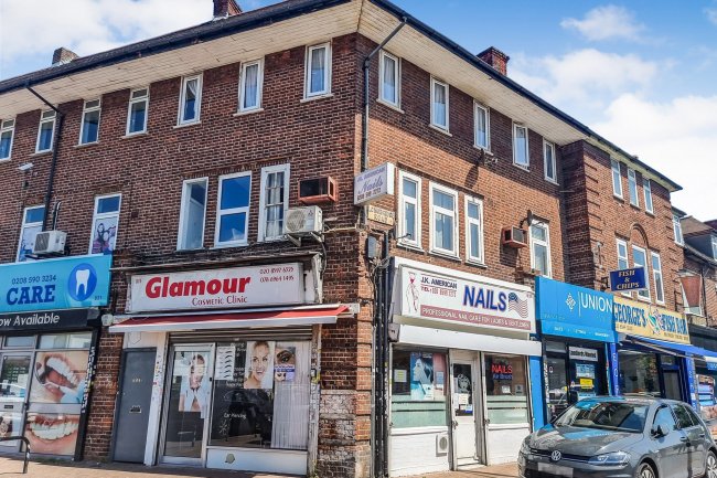 833-835A Longbridge Road, Dagenham, Essex RM8 2DA 3