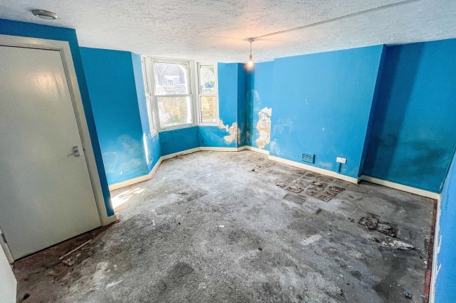 109 Hartfield Road, Wimbledon, London SW19 3TJ
 1