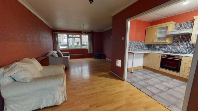 8 Courtlands Avenue, Lee, London, SE12 8HZ 1