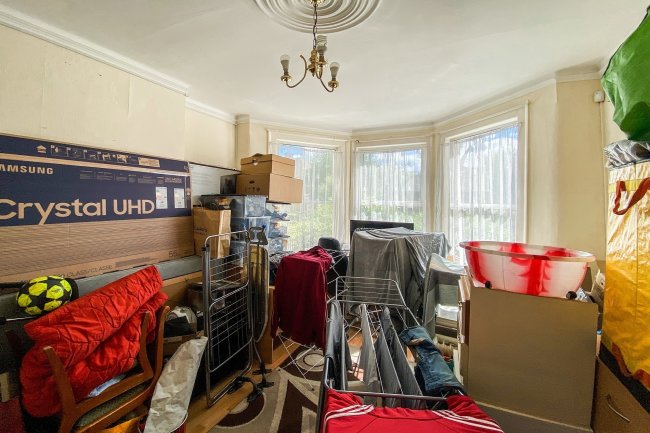 39 Waldeck Road, Duckett's Green, London N15 3EL 10