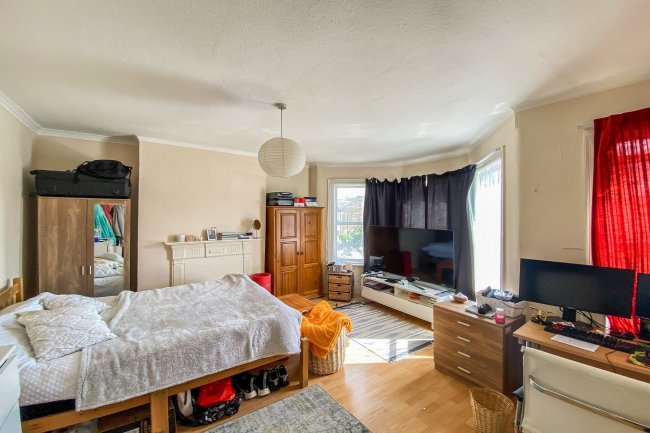 39 Waldeck Road, Duckett's Green, London N15 3EL 10