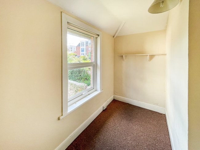 147 Totnes Road, Paignton, Devon TQ3 3RZ
 10