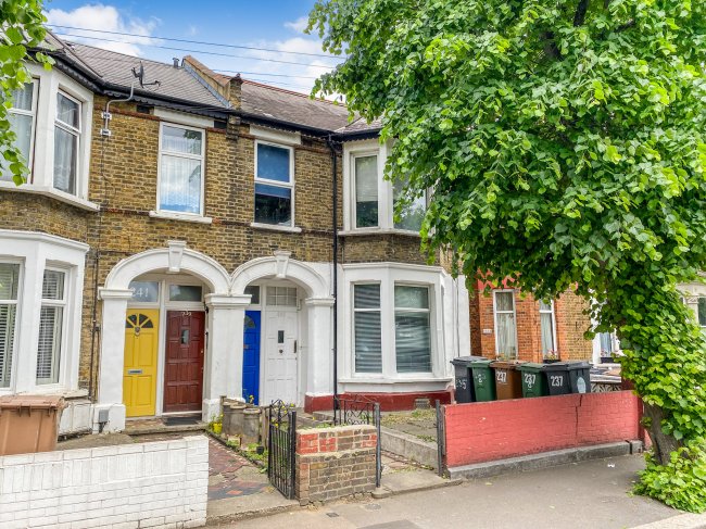 235 Francis Road, Leyton, London E10 6NW
 1