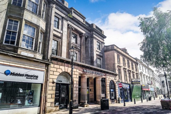 Bank of Scotland, 138-140 High St, Falkirk FK1 1NR 6
