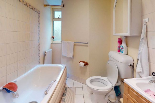 594 Green Lane, Palmers Green, London, N13 5RY 10
