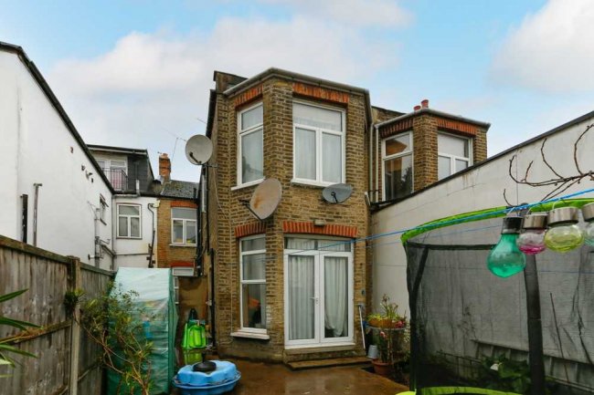 594 Green Lane, Palmers Green, London, N13 5RY 10