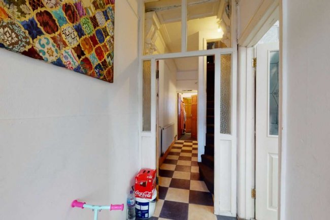 594 Green Lane, Palmers Green, London, N13 5RY 10