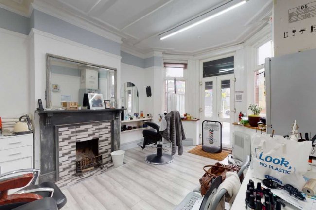 594 Green Lane, Palmers Green, London, N13 5RY 10