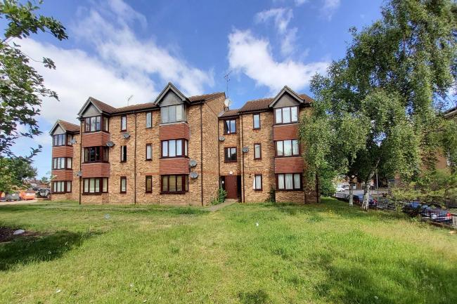 Trevose House, Franklin Avenue, Slough,  Berkshire SL2 1DQ 8