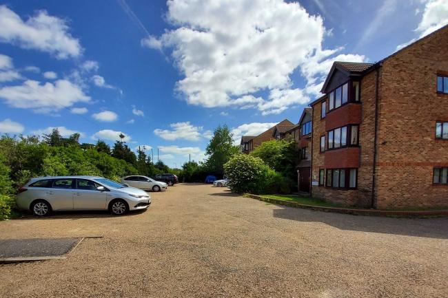 Trevose House, Franklin Avenue, Slough,  Berkshire SL2 1DQ 8