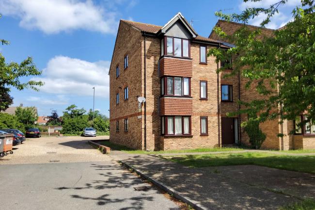 Trevose House, Franklin Avenue, Slough,  Berkshire SL2 1DQ 8