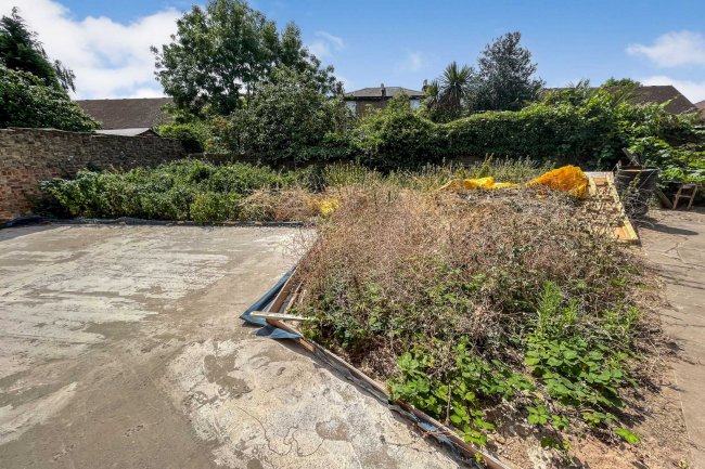 Land lying on the south side of 30 Radnor Road, Peckham, London, SE15 6UR 1