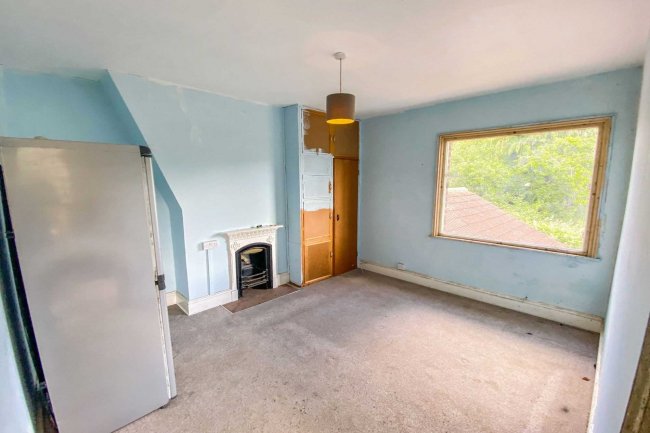 2 Elm Villas and adjoining Land, Innsworth Lane, Gloucester, Gloucestershire, GL3 1DY 5