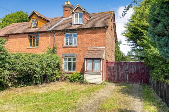 2 Elm Villas and adjoining Land, Innsworth Lane, Gloucester, Gloucestershire, GL3 1DY 5