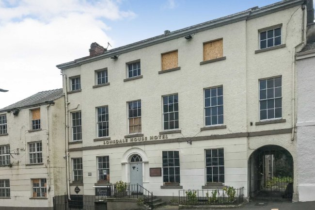 Lonsdale House Hotel, 11 Daltongate, Ulverston, Cumbria LA12 7BD 4