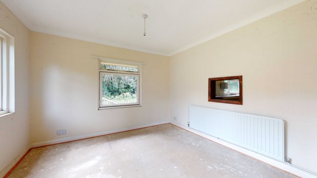 Willow End, 3 Badgers Walk, Purley, Surrey CR8 3PX 6