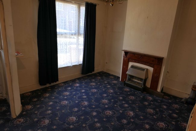 13 Morland Road, Sutton, Surrey SM1 4RP 8