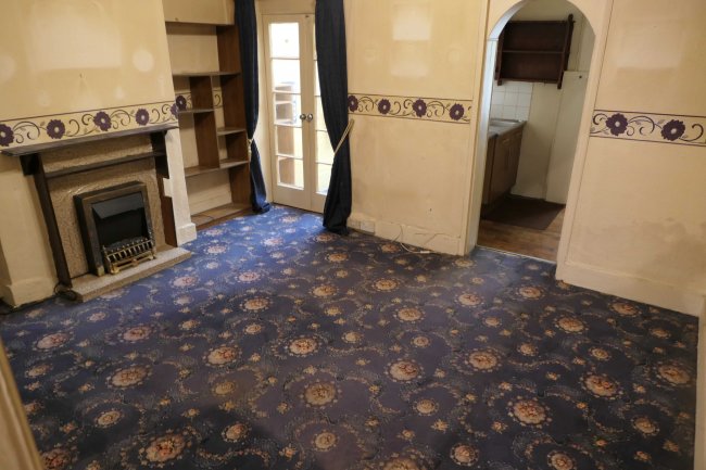 13 Morland Road, Sutton, Surrey SM1 4RP 8