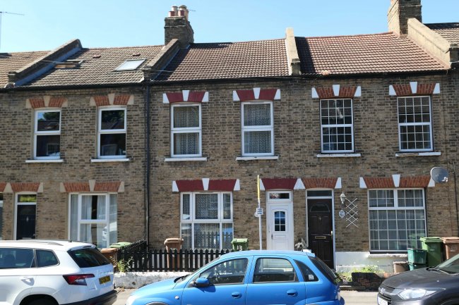 13 Morland Road, Sutton, Surrey SM1 4RP 8