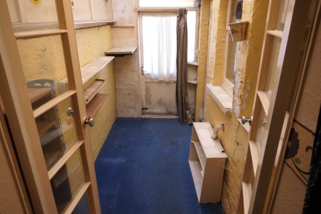 13 Morland Road, Sutton, Surrey SM1 4RP 8