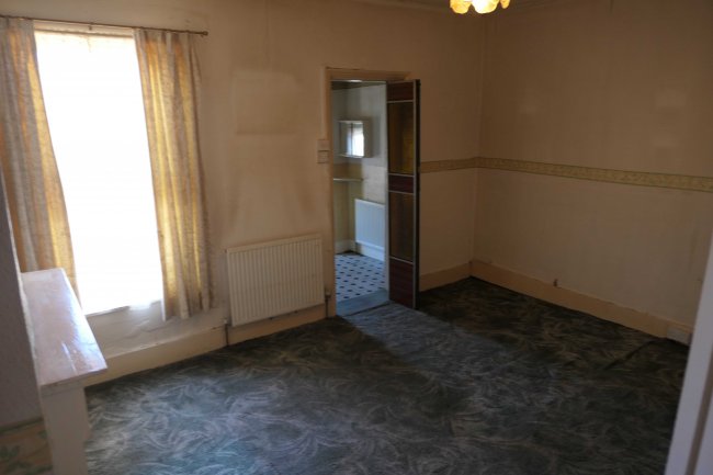 13 Morland Road, Sutton, Surrey SM1 4RP 8