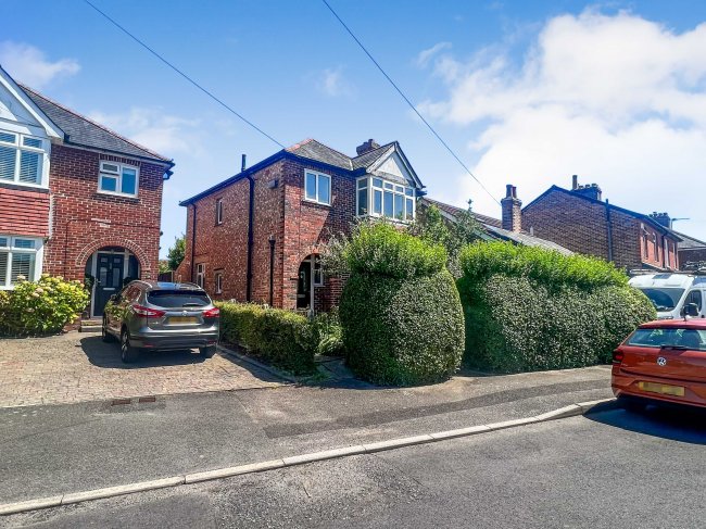 20 St. James Road, Emsworth, Hampshire, PO10 7DN 8