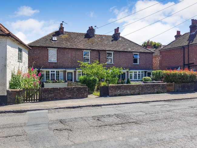 91 Fishbourne Road, Chichester, West Sussex PO19 3JJ 9