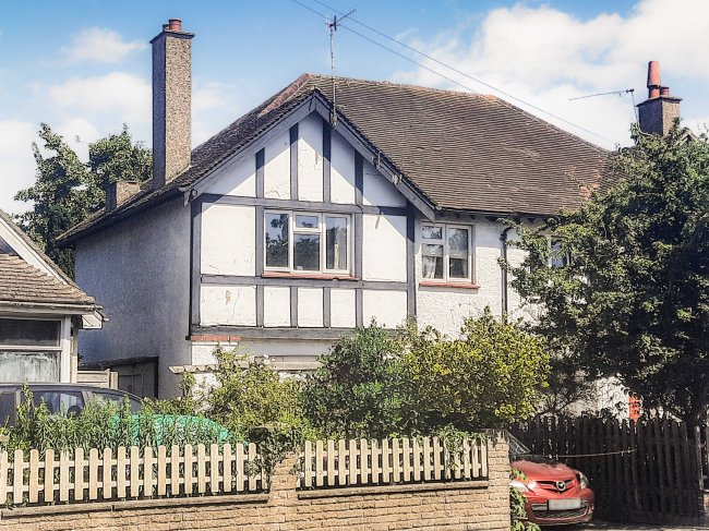 308 Chichester Road, Bognor Regis, West Sussex PO21 5AU 3