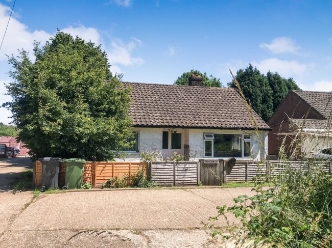 Brickwood, Fourteen Acre Lane, Three Oaks, East Sussex TN35 4NB  8