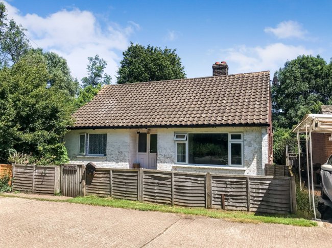 Brickwood, Fourteen Acre Lane, Three Oaks, East Sussex TN35 4NB  8