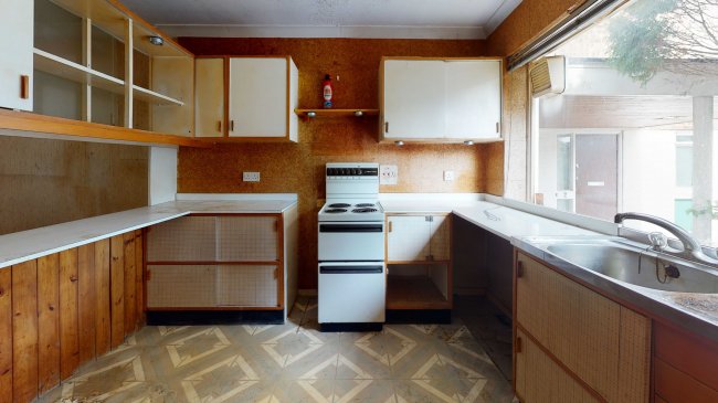 3 Braybrooke Gardens, Crystal Palace, London, SE19 2UN
 7