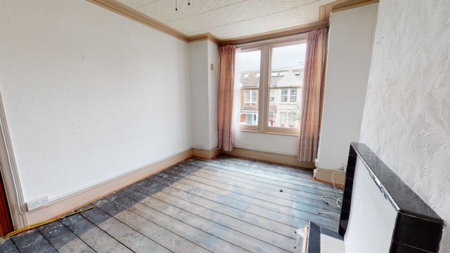 41/41A Trentham Street, Southfields London SW18 5AS
 9