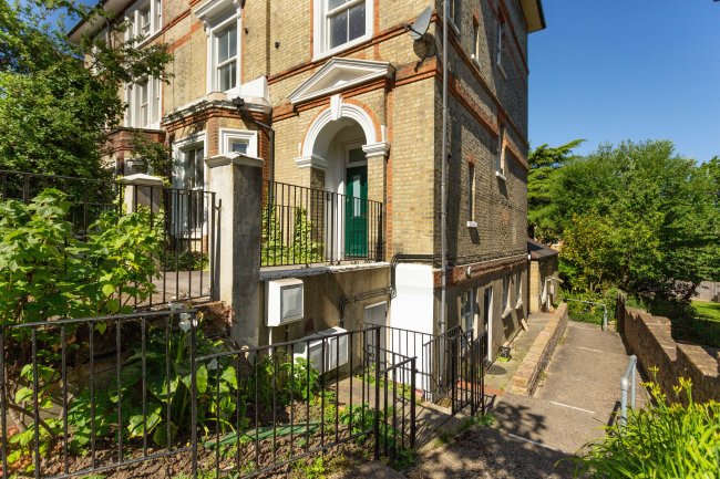 38a, 38b & 38c Victoria Crescent, Norwood, London SE19 1AE 1