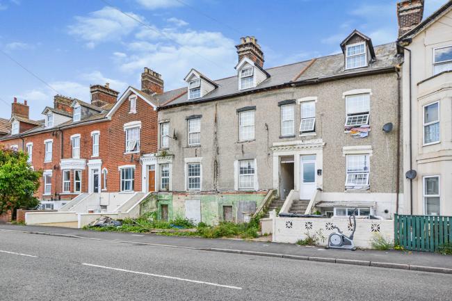 22-24 Main Road, Harwich, Essex CO12 3LU 1