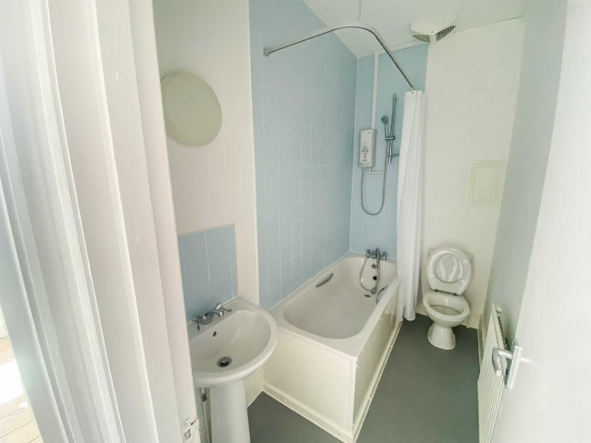 20 Eustace Road, Fulham, London SW6 1JD 5