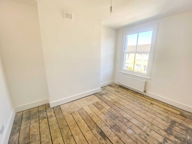 20 Eustace Road, Fulham, London SW6 1JD 5