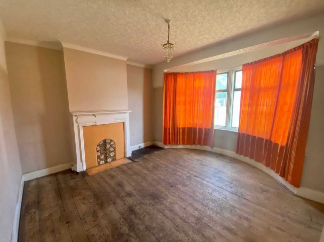 715 Great West Road, Isleworth, Middlesex TW7 4PS 7