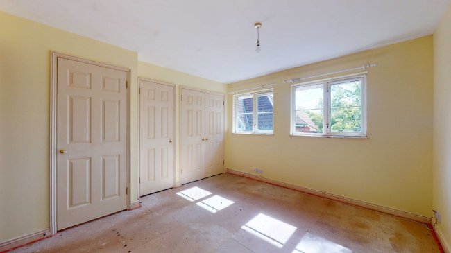 68 Autumn Drive, Belmont, Surrey SM2 5BA 8