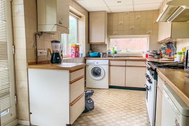 2 Brunel Road, Reading, RG30 3JH 6