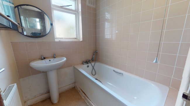 24A Falmer Road, Walthamstow, London E17 3BJ 2